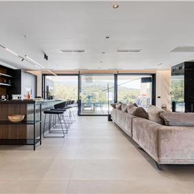 5 bedroom luxury seaside villa with indoor & outdoor pool, near Acharavi, sleeps 10